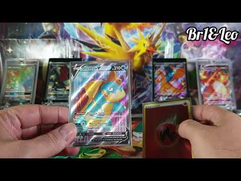 Apriamo il Set Allenatore Fuoriclasse di Futuri Campioni- vi mostriamo i nostri Charizard V