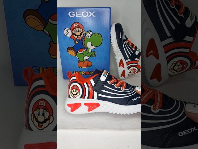 Vídeo relacionado con Super Mario Brothers - Zapatillas deportivas para niños con luces intermitentes de Nintendo, azul, rojo, blanco, 30 EU