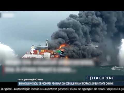 Riscuri ecologice după explozii pe o navă container cu substanțe chimice ce ar putea în ocean.