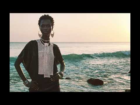 [Soundtrack] CHANEL 2022/23 Metiers d’art Dakar