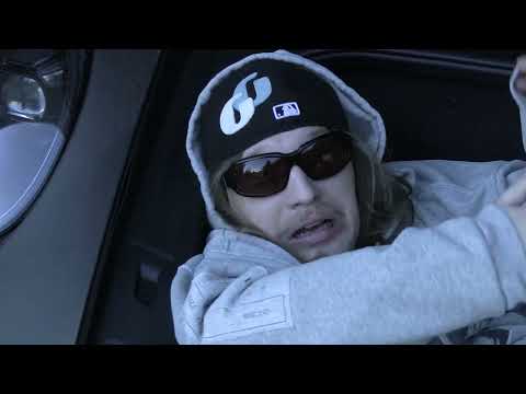 PLOHOYPAREN — Вонючий чел (Music Video)