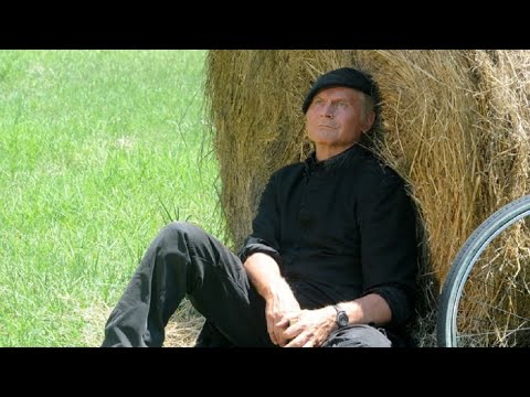 Don Matteo 13, spunta un clamoroso retroscena su Terence Hill: il suo personaggio si nasconderà? Man