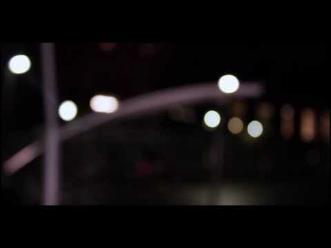 Kevin Theez - Front door (streetvideo)