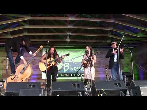 The Baker Family @ Lakes Bluegrass Festival 