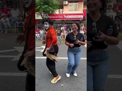 #desfile #el #Carmen #manabi #memes #hermosa #humor #comedyshorts #funny #comedy