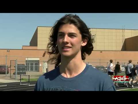Brandon Valley's Julian Watson sets South Dakota 400 meter dash record