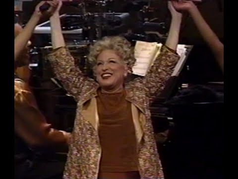 Bette Midler - Boogie Woogie Bugle Boy (Live Divine Miss Millenium)