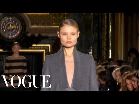 Fashion Show - Stella McCartney: Fall 2010 Ready-to-Wear