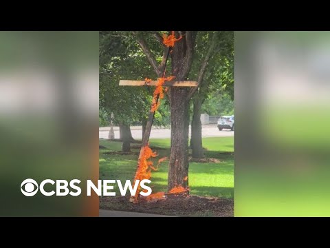 Burning cross in Chicago's Grant Park under investigation