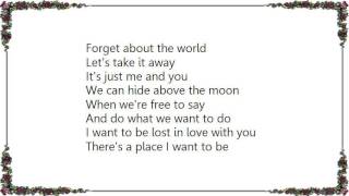 Kym Marsh - Lost in Love Lyrics