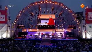 Herman van Veen &#39;Vallen of springen&#39; Uitmarkt 2017