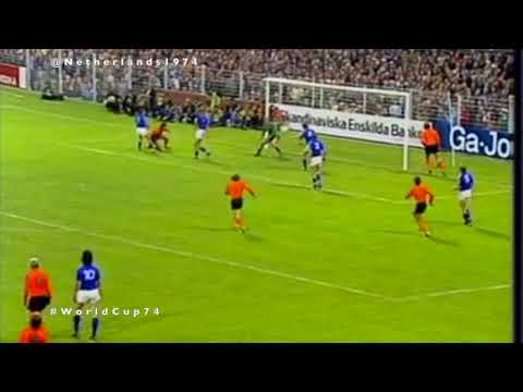 Willem van Hanegem header vs Sweden on assist Johan Cruyff #WorldCup74