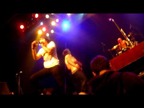 Whoa Oh! (Me Vs. Everyone) - Forever The Sickest Kids - Curitiba, Brazil