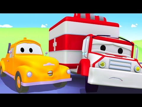 Tom o Caminhão de Reboque e Amber a Ambulância  na Cidade do Carro | Desenhos animados crianças