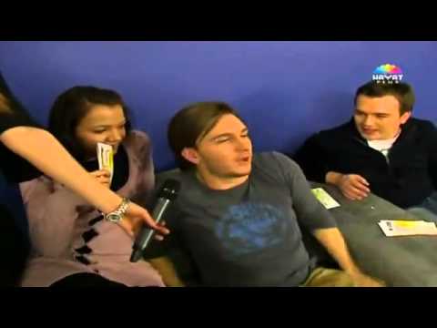 Maid Hecimovic imitira Azru Music