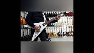Video thumbnail for DEMO TOKAI FLYING V FV63 SW - Guitar Shop Barcelona by Guitar Shop Barcelona