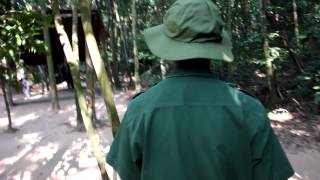 preview picture of video 'Paseo por la jungla y tuneles de Cu Chi'