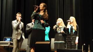 Brooklyn Collingsworth (Collingsworth Family) sings Nothing&#39;s Worrying Me