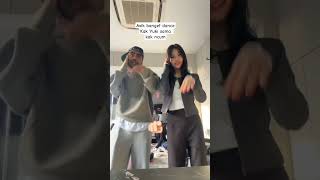 Download lagu Aku bukan polisi yang buatmu angkat tangan Dance Viral Tiktok Terbaru #dancetiktok #dance mp3