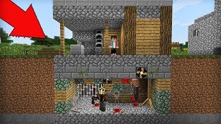 ВСЁ ЭТО ВРЕМЯ МАНЬЯК ЖИЛ ПОД МОИМ ДОМОМ В МАЙНКРАФТ 100% ТРОЛЛИНГ ЛОВУШКА MINECRAFT ДОМ УБИЙЦЫ