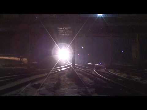 Trenul IR1651 Bucuresti Nord - Suceava Nord intra in statia Suceava cu EA402  - 17.02.2017