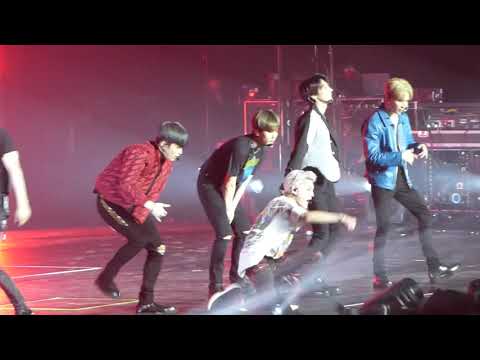 200226 SuperM Baekhyun Focus - Super Car Live at Accorhotels Arena Paris