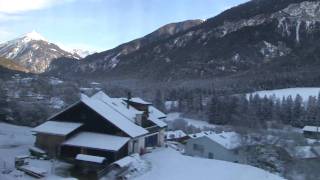 preview picture of video 'HD Train scenery from Chur to Bergün Switzerland Christmas eve day part 2'