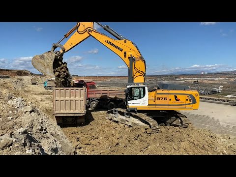 Liebherr 976 Excavator Loading Trucks - Sotiriadis/Labrianidis Mining Works