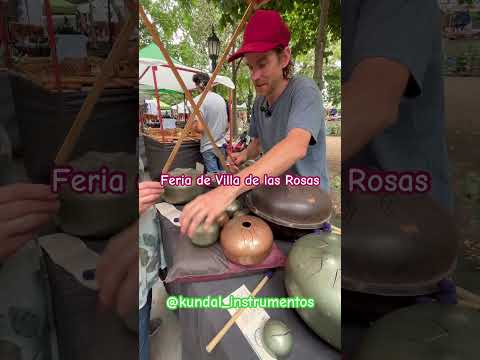 Instrumentos ARMONIZANTES en la Feria artesanal de Villa de Rosas, Traslasierra,Córdoba, Argentina