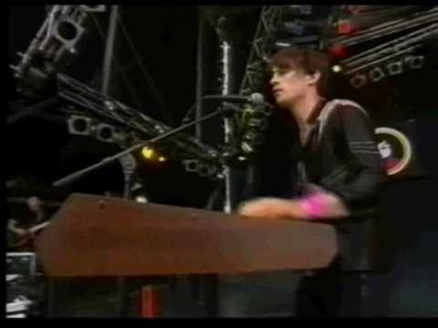 10 Franz Ferdinand - Shopping for blood (Pinkpop)