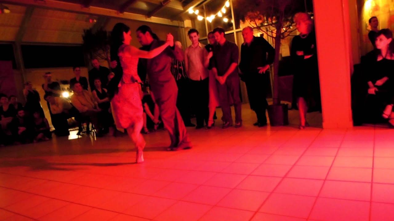 Collectif Roulotte Tango Quartet "A la Parrilla" - avec Adrian y Amanda Costa.MOV