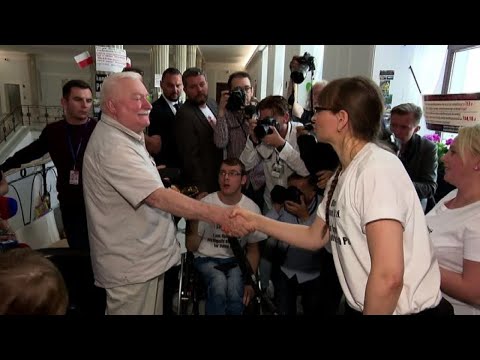 Mal di schiena e mal di schiena nella parte bassa della schiena Sanatorio per vene e giunti