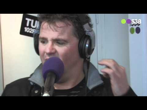Radio 538: Wolter Kroes -  Ik ben je prooi (live bij Evers Staat Op)