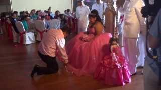 Tiffiny's last Doll, Crowning  Vals