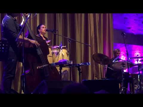 NOA (Achinoam Nini) - "Boí Kala" live en Buenos Aires