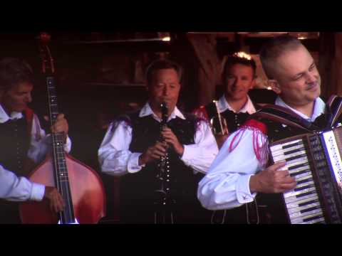 IGOR IN ZLATI ZVOKI & FANTJE S PRAPROTNA: DEKLE, ZDAJ MI POVEJ