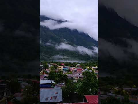 Amanecer en las faldas del majestuoso Urusayhua, Echarati La Convención Cusco