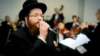 שלוימה דסקל שר "מי אדיר - גור" הפקה של אהרון טייטלבוים