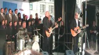 Mark Knopfler -  &#39;Remembrance Day&#39; live in Trafalgar square: 11/11/2009
