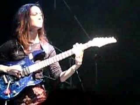 Guitar Show - Carina Alfie