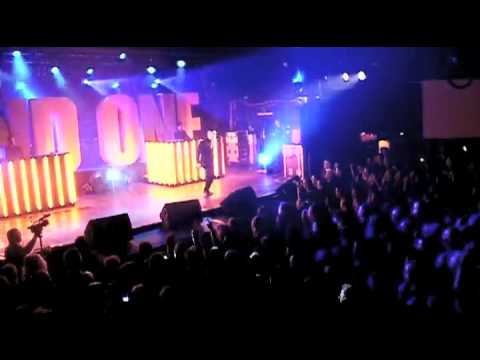 Videoclip de Stand the Pain — And One