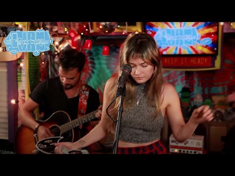 LAUREN RUTH WARD - "Did I Offend You?" (Live at JITV HQ in Los Angeles, CA) #JAMINTHEVAN