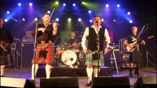 Highlander Celtic Rock Band Australia 500 miles (Hanging out with Highlander)
