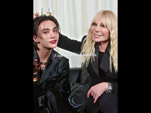 Prince Hyunjin Crowned By Versace Queen Donatella #hyunjin #versace #versacefw24 #mfw24