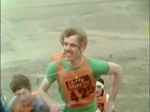 Roger Greenwood runs the 1976 Three Peaks Race