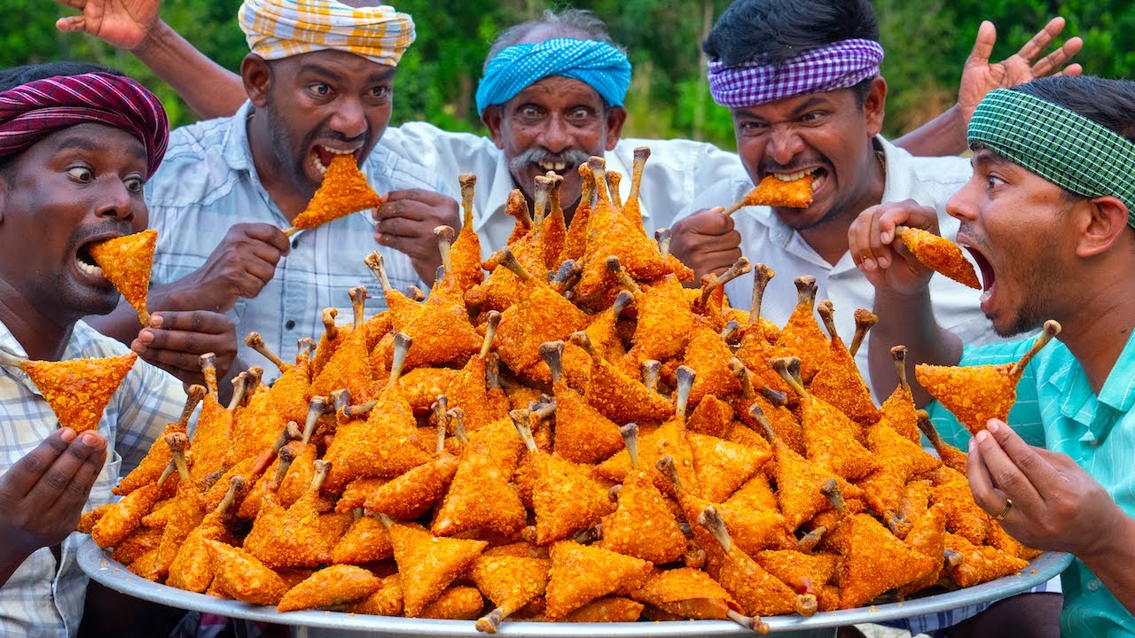 FRIED CHICKEN SAMOSA | Crispy Samosa Recipe Cooking in Village | Chicken Recipe | Indian Street Food