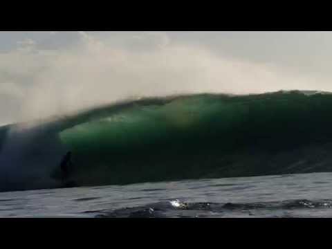 Perfect MUZZASWELL in Padang Padang 2015