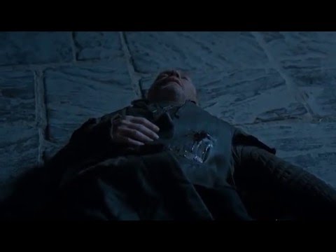 Game of Thrones Season 6 Episode 2 Ramsay Bolton kills Roose Bolton in cold blood