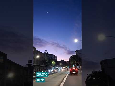 Andando na Av. Protásio Alves ao anoitecer - Porto Alegre, 24/11/2025 #sunset #lua #tempo