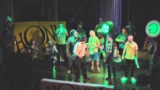 D20 Brass Band -Run Fay Run- &amp; -Theme from Halo-